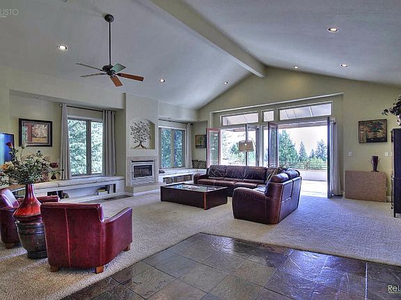 3rd image of 140 Marigold Ln