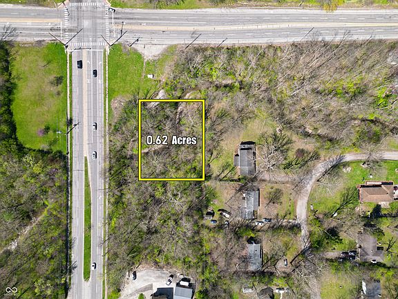 3rd image of 4555 N Emerson Ave