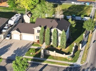 9787 S Garden Glen Rd, South Jordan, UT 84095