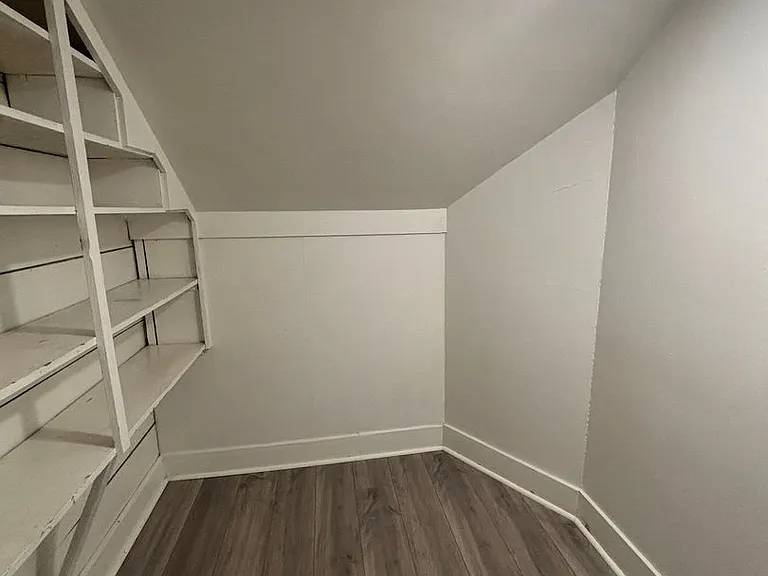 408 N Meridian — Photo 7