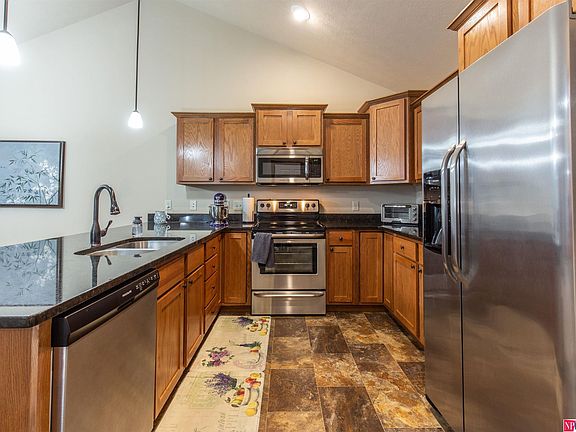 4th image of 5751 Brendon Ln