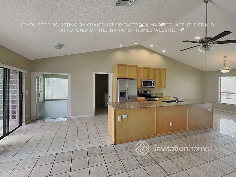17745 Woodview Ter — Photo 9
