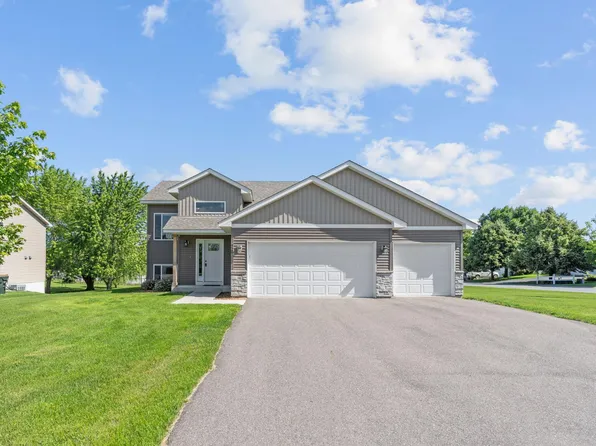 720 Mallard Ave, Winsted, MN 55395