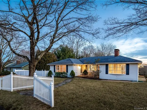 39 Fox Hill Drive, Vernon, CT 06066