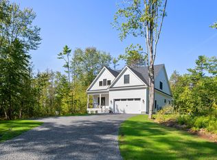 1 Mulberry Ln, Kennebunk, ME 04043