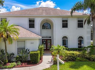 2117 Golf Manor Blvd, Valrico, FL 33596