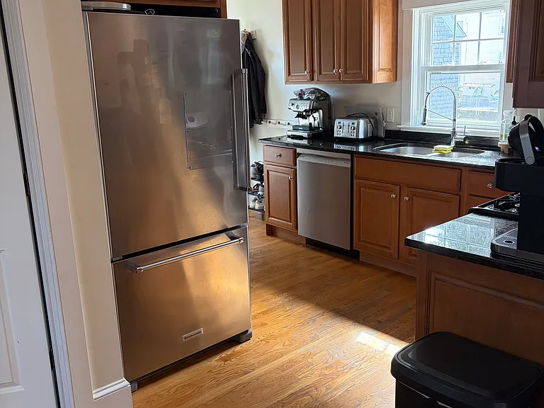 9 Cedar St — Photo 11