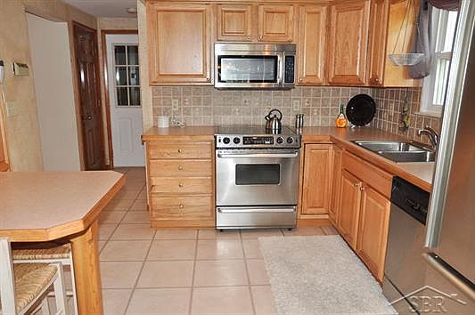 5th image of 7876 Bonny Dr