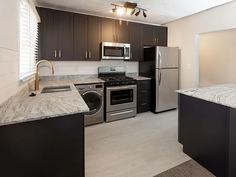 Bigelow Chapman Apartments — Photo 49