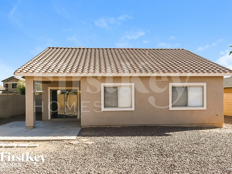 2850 E Silverbell Rd — Photo 15