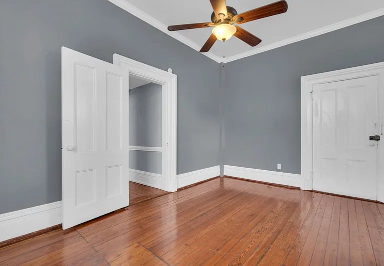112 E Harris St #404 — Photo 12
