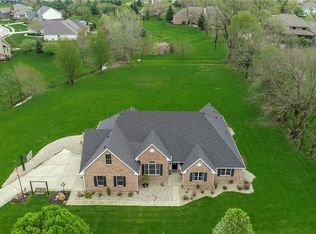 2271 Woodcreek Dr, Avon, IN