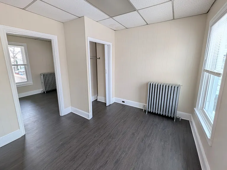 211 N Bedford St #3 — Photo 3