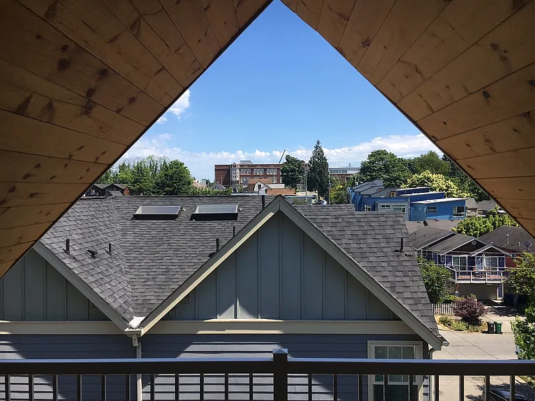 2020 E Terrace St — Photo 17