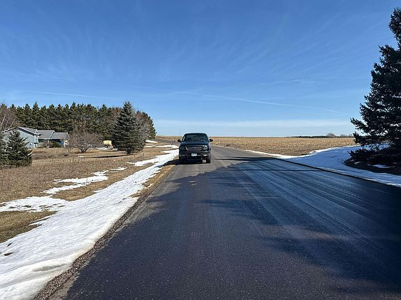 4th image of 26244 Rum River Dr NW