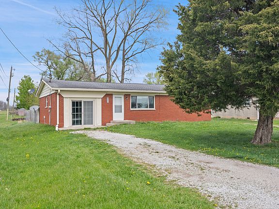 2nd image of 208 Merriman Rd