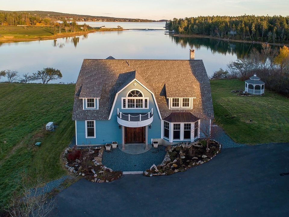 221 Main Street, Southwest Harbor, ME 04679 Zillow