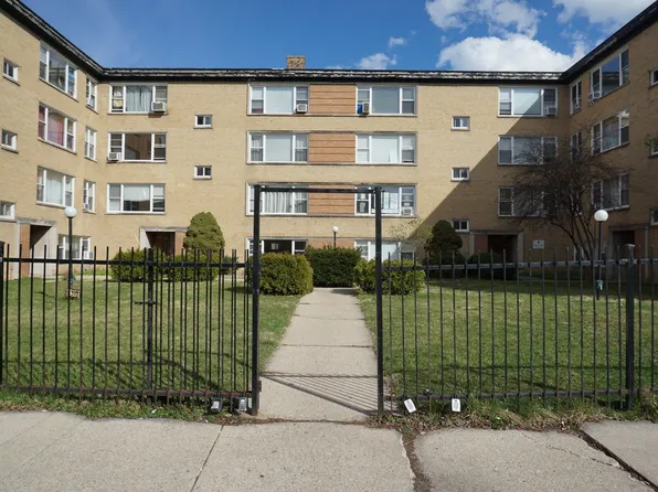 6127 N Seeley Ave APT 3C, Chicago, IL 60659