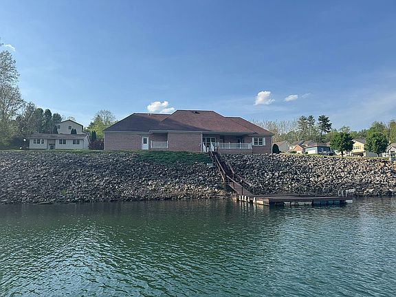 4th image of 120 River Crest Dr
