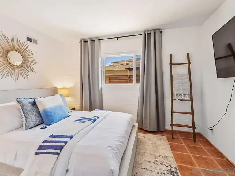 8373 El Paseo Grande — Photo 19