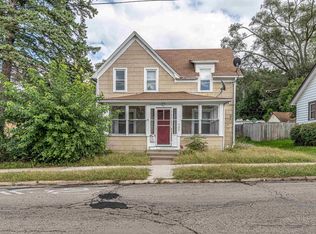 902 18th St, Rockford, IL 61104
