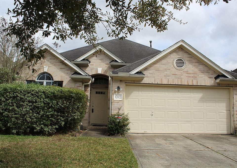 1st image of 12922 Rose Landing Dr