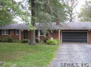 7631 Frost Dr, Alton, IL 62002