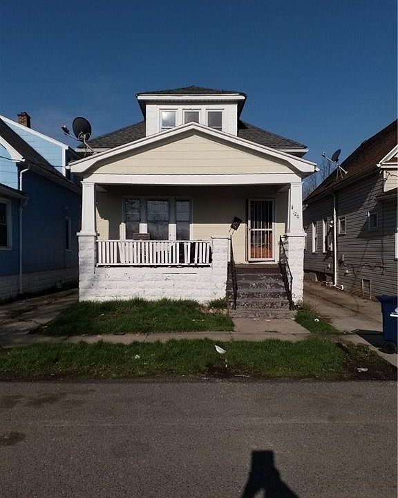 2nd image of 120 Sattler Ave
