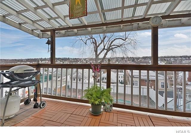 2nd image of 290 Edwards Pl