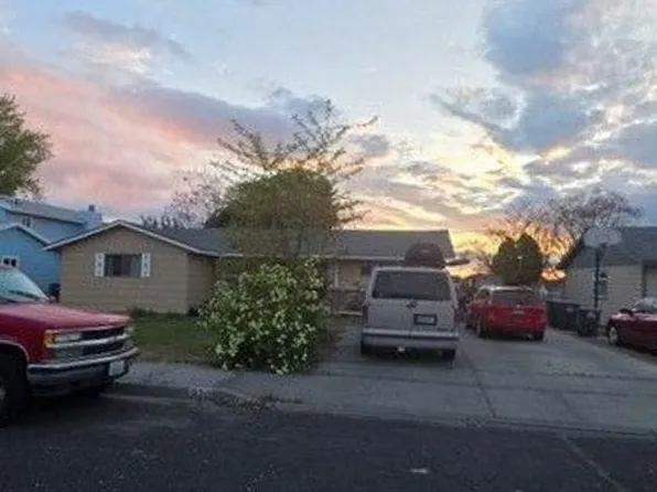 920 S Garden Dr, Moses Lake, WA 98837