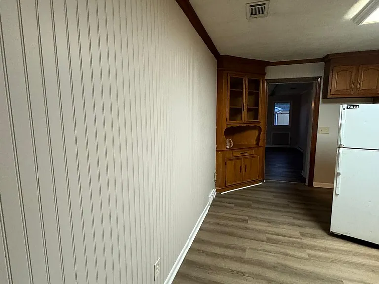 317 Clark Blvd — Photo 10