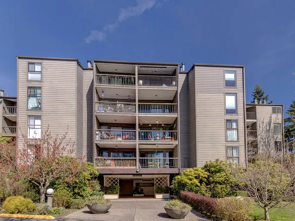 13820 NE 65th St, Redmond, WA 98052