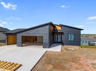 3010 Rombauer Dr, Rapid City, SD 57703