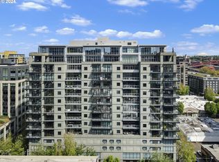 1025 NW Couch St UNIT 520, Portland, OR 97209