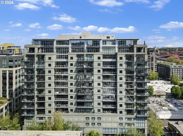 1025 NW Couch St Unit 520, Portland, OR 97209