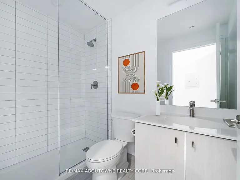 5 Wellington St S #1407 — Photo 9