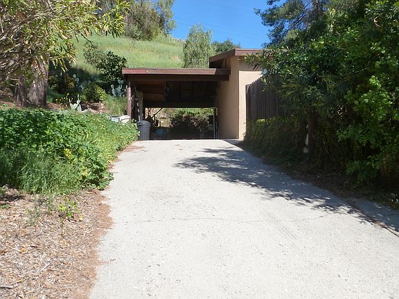 2nd image of 11934 Vineyard Trl