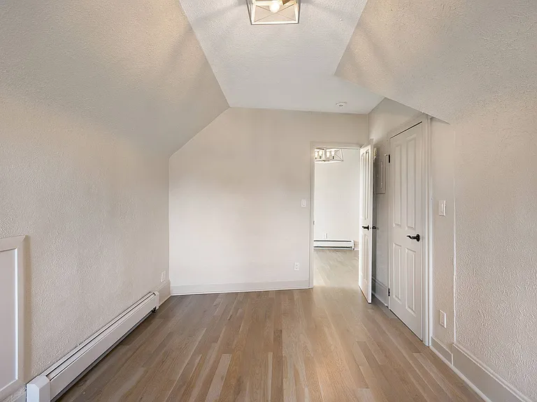 1218 Washington — Photo 23