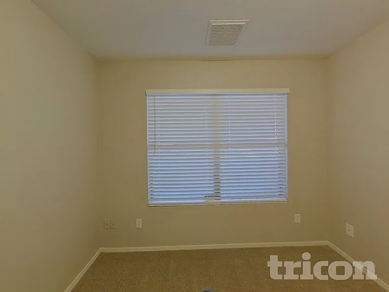 19809 N 47th Ln — Photo 14