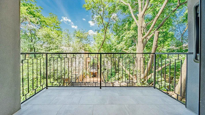 Rented by Nooklyn NYC LLC | media 16