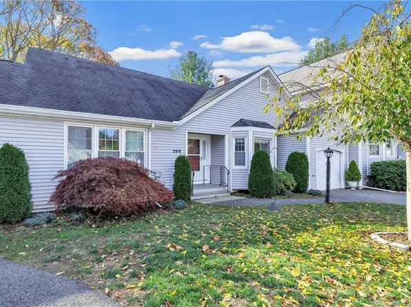 399 Woodridge #399, Shelton, CT 06484