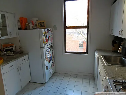 Rented by Bond New York | media 16