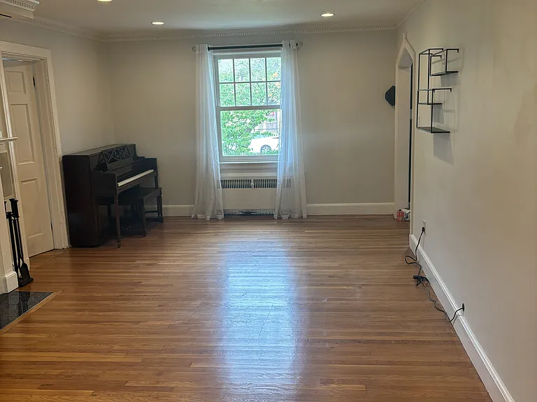 132 Eliot St — Photo 16