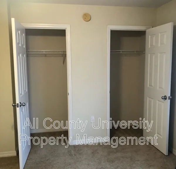 2348 SW 42nd Dr #152 — Photo 6