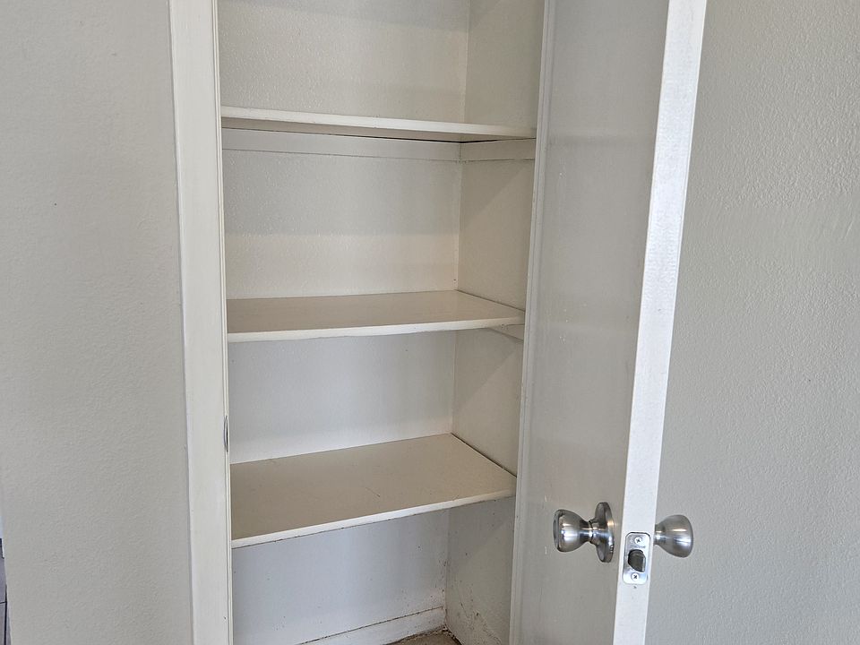 Pantry closet