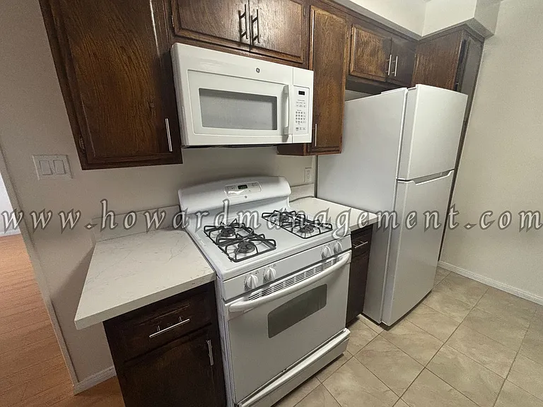 01560SA — Photo 14