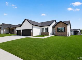1227 Ole Town Bridge Dr, O'Fallon, IL 62269