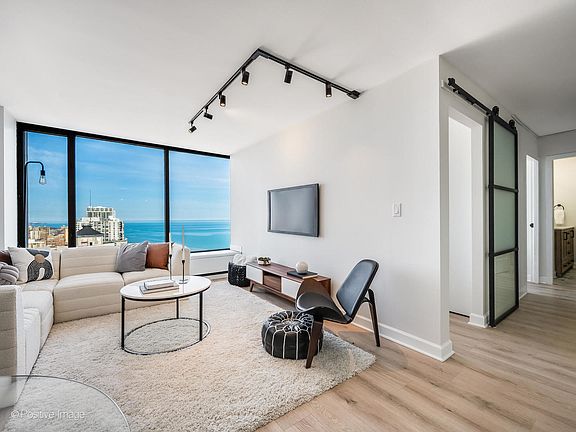 3rd image of 5455 N Sheridan Rd APT 3203