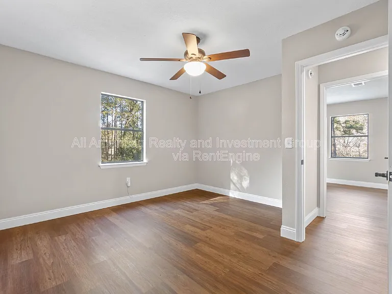 1315 Grandview Dr — Photo 13