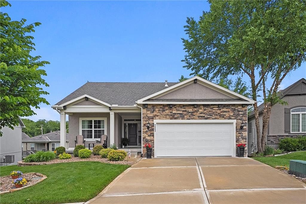 8663 N Allenton Ave, Kansas City, MO 64154 | Zillow